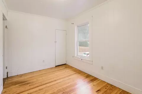 Bedroom - 116-118 North St, Ware, MA 01082 photo 2 of 3