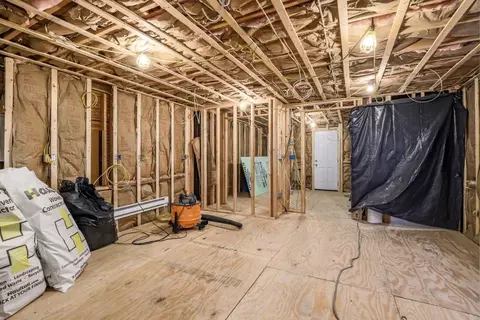 Entry Way - 116-118 North St, Ware, MA 01082 photo 1 of 1