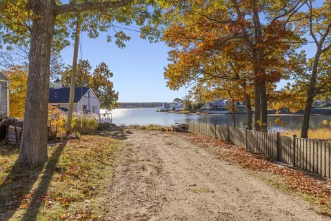 51 Warr Ave, Wareham, MA 02571 photo 12