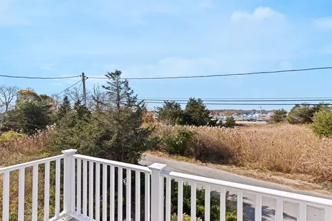 74 Cherry St, Marshfield, MA 02050 photo 4