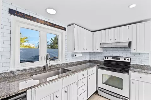 74 Cherry St, Marshfield, MA 02050 photo 10