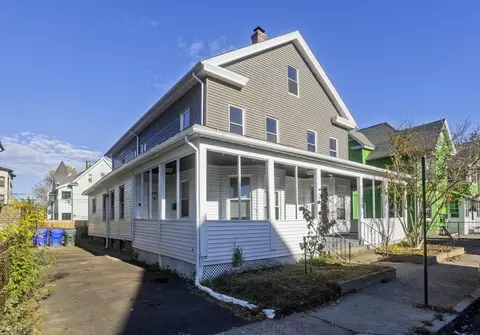 26-28 Wendell Pl, Springfield, MA 01105