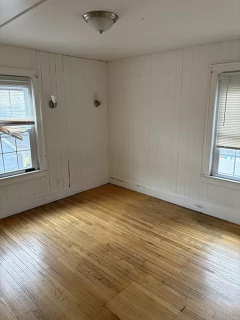 Bedroom - 40 Norfolk St, Springfield, MA 01109 photo 1 of 4