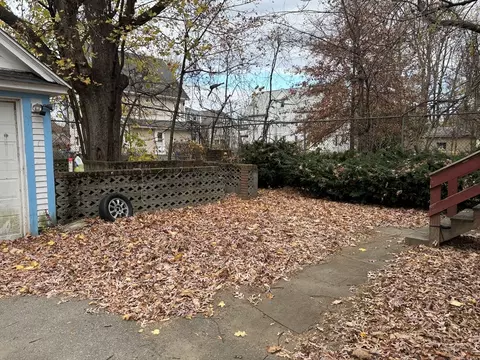 Exterior - 40 Norfolk St, Springfield, MA 01109 photo 5 of 5