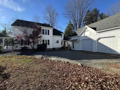 Exterior - 270 Central St, Acton, MA 01720 photo 3 of 4