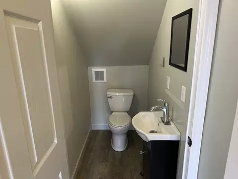 Bath - 270 Central St, Acton, MA 01720 photo 5 of 5