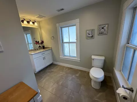 Bath - 270 Central St, Acton, MA 01720 photo 4 of 5