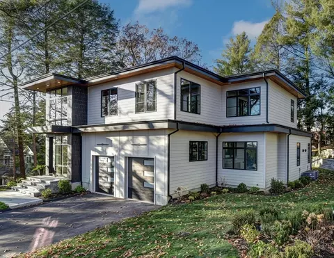 176 Hillcrest Rd, Needham, MA 02492 photo 2