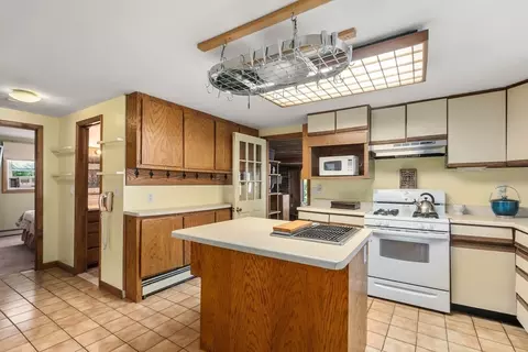 Kitchen - 25 Crooked River Rd, Wareham, MA 02571 photo 1 of 4