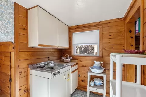 Kitchen - 25 Crooked River Rd, Wareham, MA 02571 photo 3 of 4