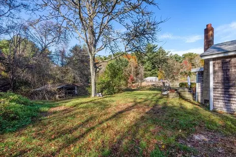 Exterior - 25 Crooked River Rd, Wareham, MA 02571 photo 2 of 5