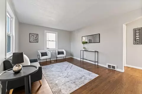 197 Pheland St, Springfield, MA 01109 photo 3