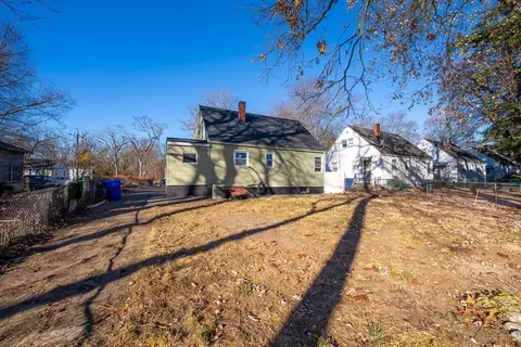 197 Pheland St, Springfield, MA 01109 photo 38