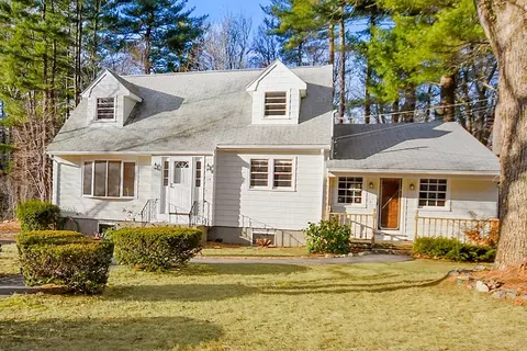 114 Partridge Rd, Billerica, MA 01821