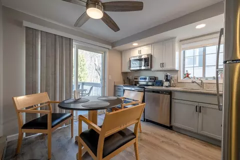 33 Fourth St, Worcester, MA 01602 photo 12