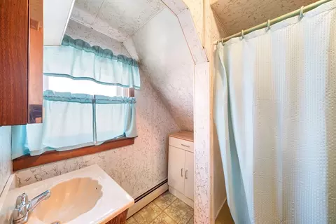 254 Division St, Fall River, MA 02721 photo 16