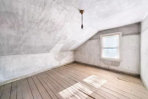 254 Division St, Fall River, MA 02721 photo 27
