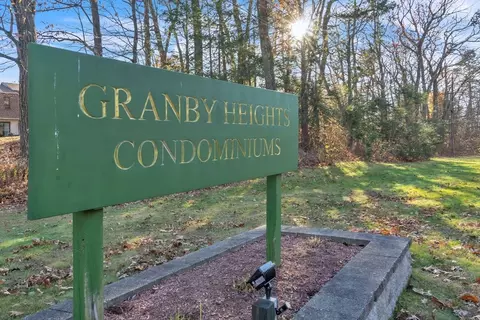 27 Granby Hts #27, Granby, MA 01033