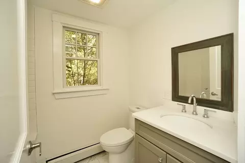 Bath - 2 Thaxter Rd, Newton, MA 02460 photo 2 of 4