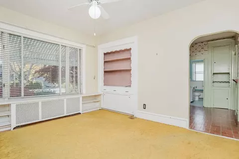 Living - 395 Goodwin St, Fall River, MA 02724 photo 3 of 4
