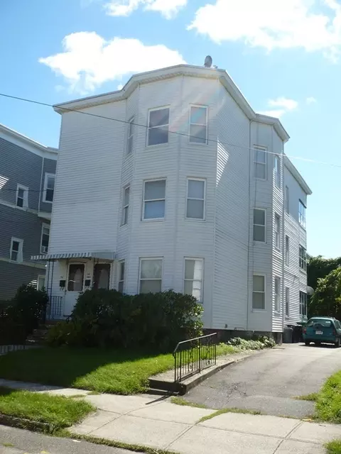 54 Ames Ave, Chicopee, MA 01013 photo 2