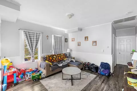 682 Eastern Ave, Fall River, MA 02723 photo 18