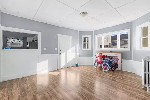 682 Eastern Ave, Fall River, MA 02723 photo 24
