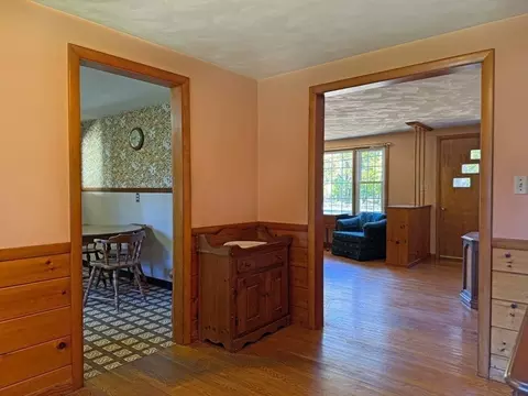 198 Plain Rd, Greenfield, MA 01301 photo 8