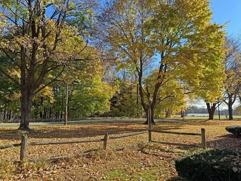 198 Plain Rd, Greenfield, MA 01301 photo 12