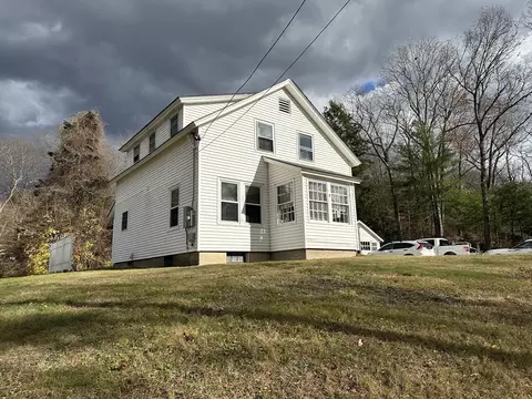 9 Central St, Erving, MA 01344