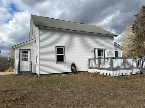 9 Central St, Erving, MA 01344 photo 5