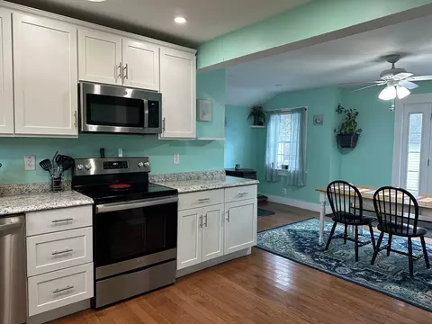 9 Central St, Erving, MA 01344 photo 14
