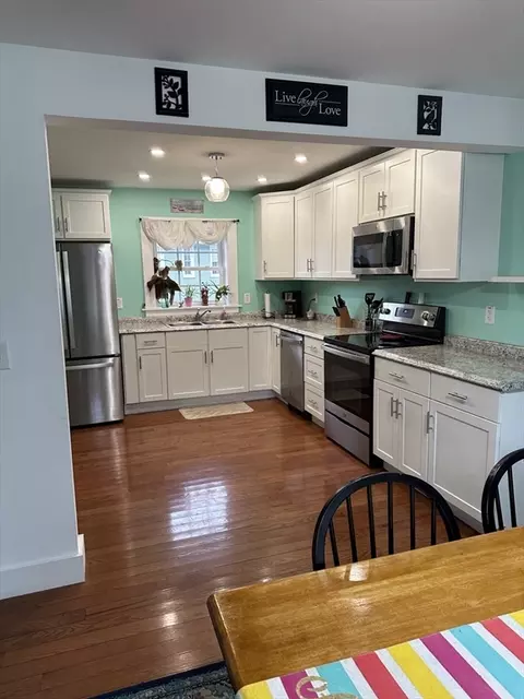 9 Central St, Erving, MA 01344 photo 12