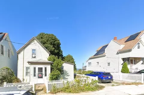 52 Crest Ave, Revere, MA 02151