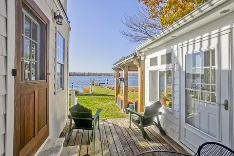 62 Riverside Dr, Berkley, MA 02779 photo 26