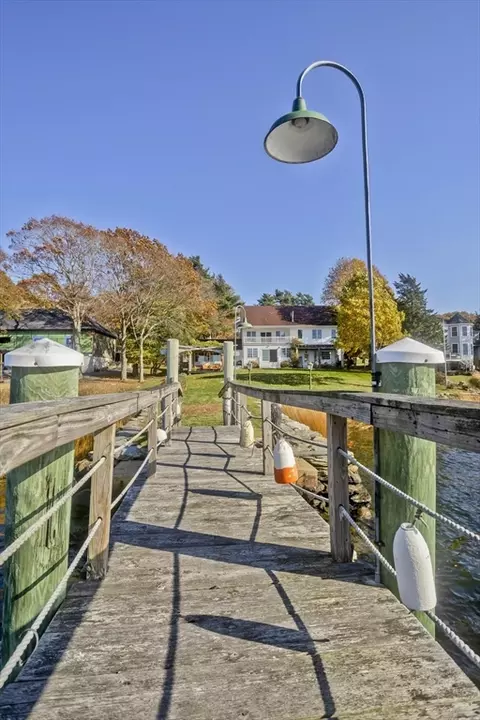 62 Riverside Dr, Berkley, MA 02779 photo 33