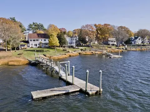 62 Riverside Dr, Berkley, MA 02779 photo 37