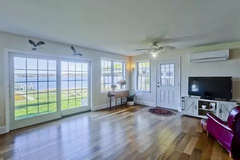 62 Riverside Dr, Berkley, MA 02779 photo 11