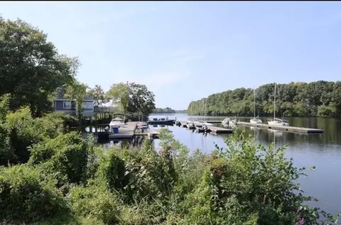 95 Everett St, Lawrence, MA 01843 photo 32