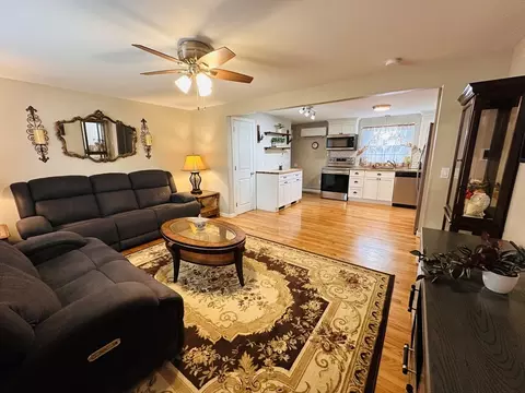 36 Sunbrier Rd, Springfield, MA 01129 photo 7