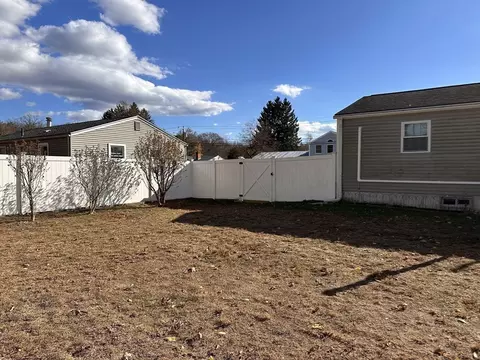36 Sunbrier Rd, Springfield, MA 01129 photo 26