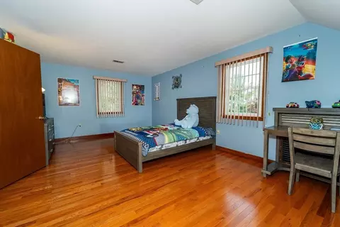 190 Adams St, Fall River, MA 02720 photo 10