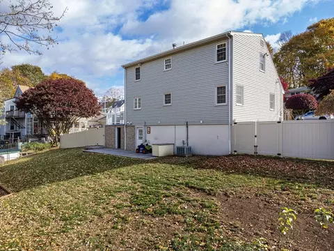 190 Adams St, Fall River, MA 02720 photo 22
