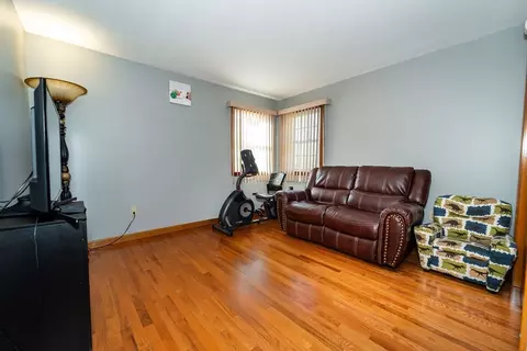 190 Adams St, Fall River, MA 02720 photo 11