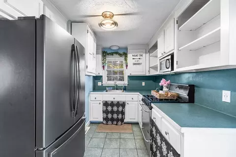 16 13th Ave, Wareham, MA 02571 photo 6