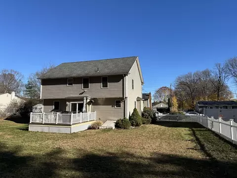 329 Forest Hill Rd, Springfield, MA 01128 photo 6