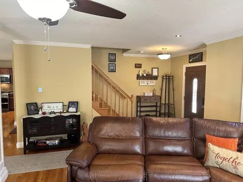 329 Forest Hill Rd, Springfield, MA 01128 photo 18
