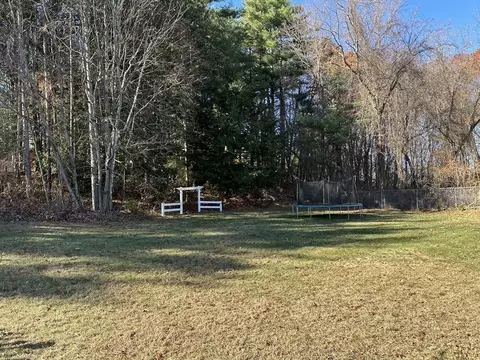 329 Forest Hill Rd, Springfield, MA 01128 photo 42