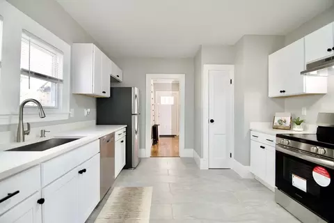 42 Fenwick St, Springfield, MA 01109 photo 19
