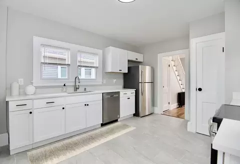 42 Fenwick St, Springfield, MA 01109 photo 20
